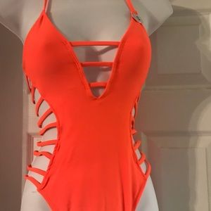 NWT Strappy Caged One-Piece swimsuit - S